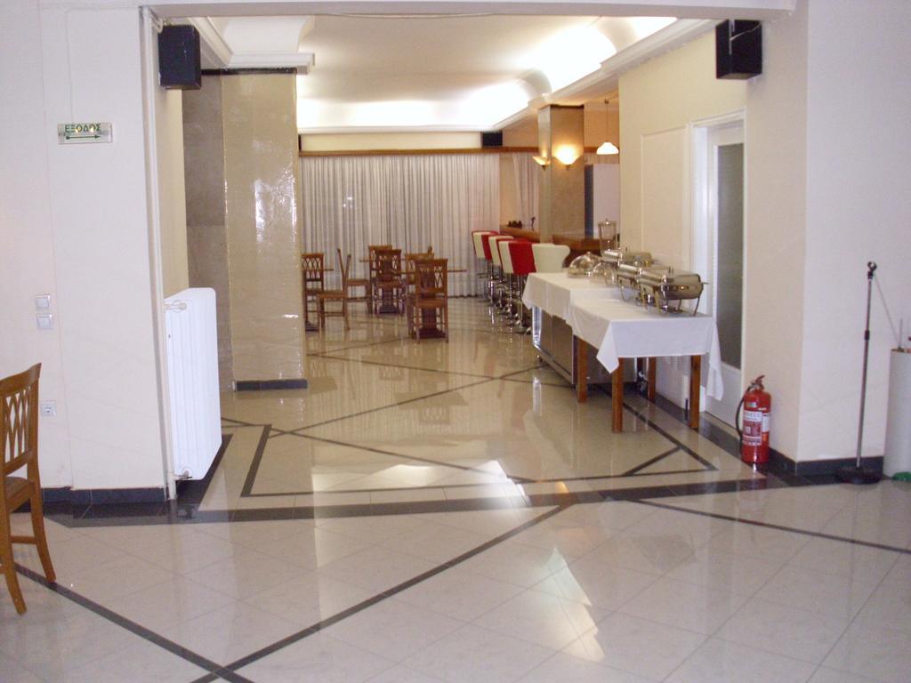 Hotel Cybele Pefki Афины Экстерьер фото