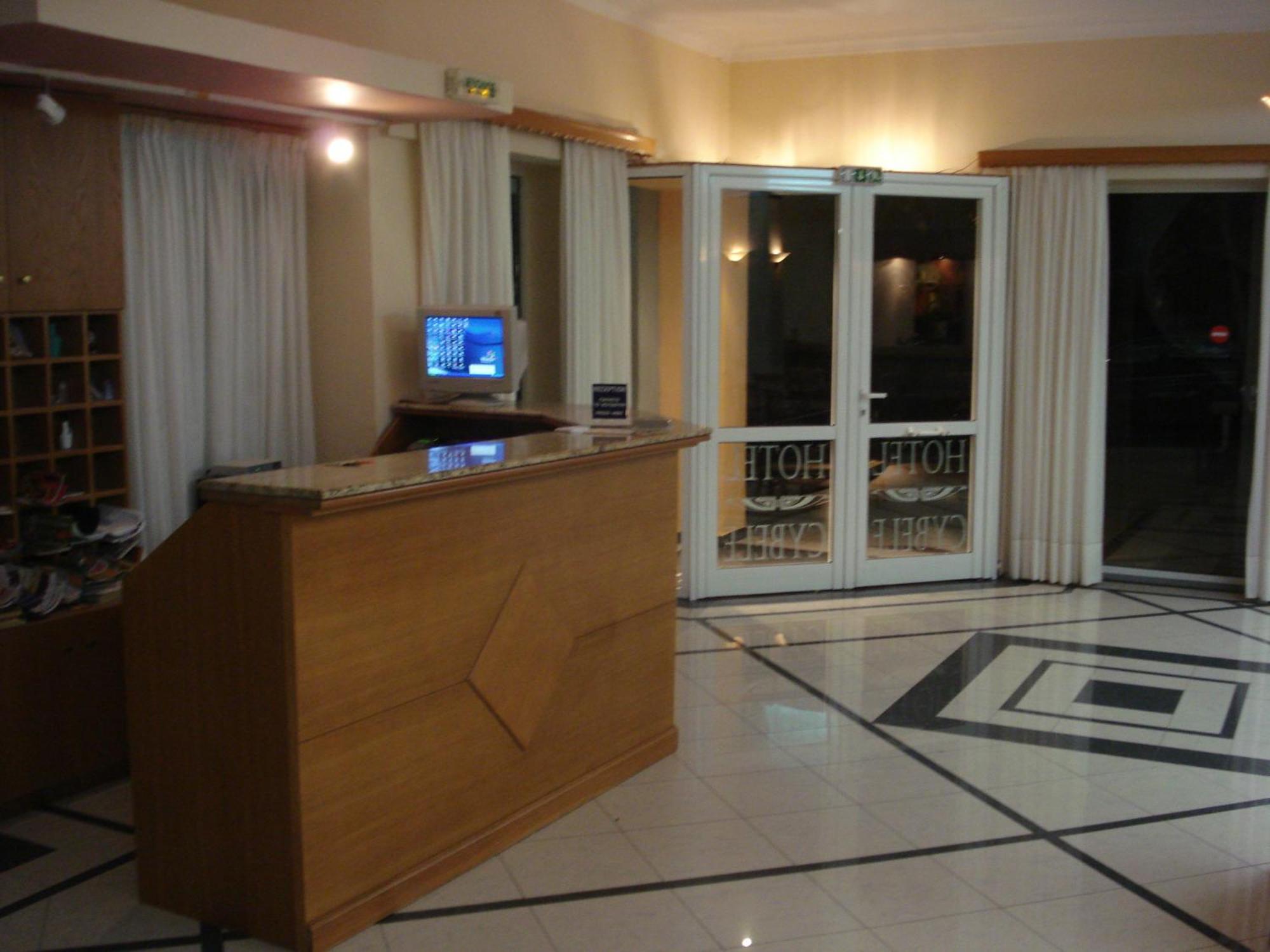 Hotel Cybele Pefki Афины Экстерьер фото