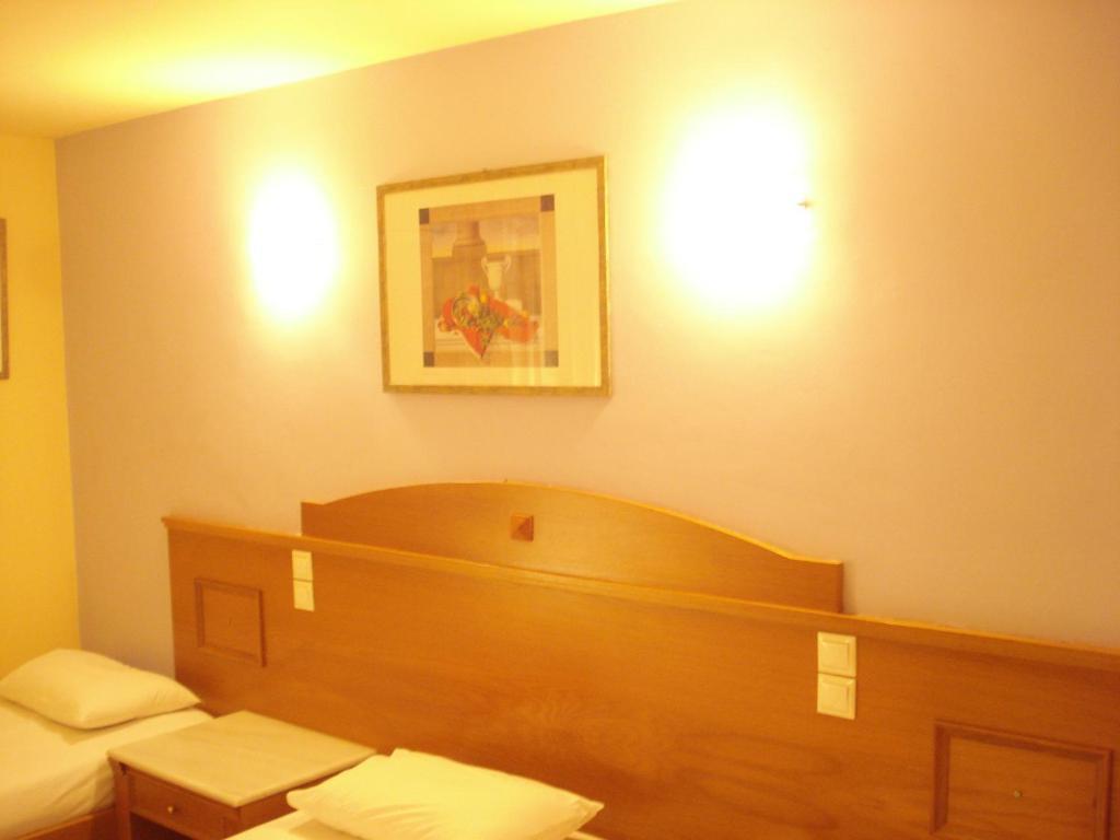 Hotel Cybele Pefki Афины Номер фото